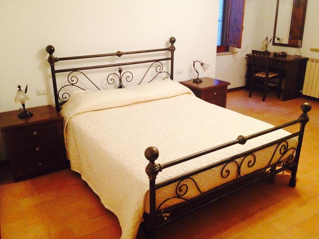 B&B La Dimora Del Capitano Fabriano Pokój zdjęcie